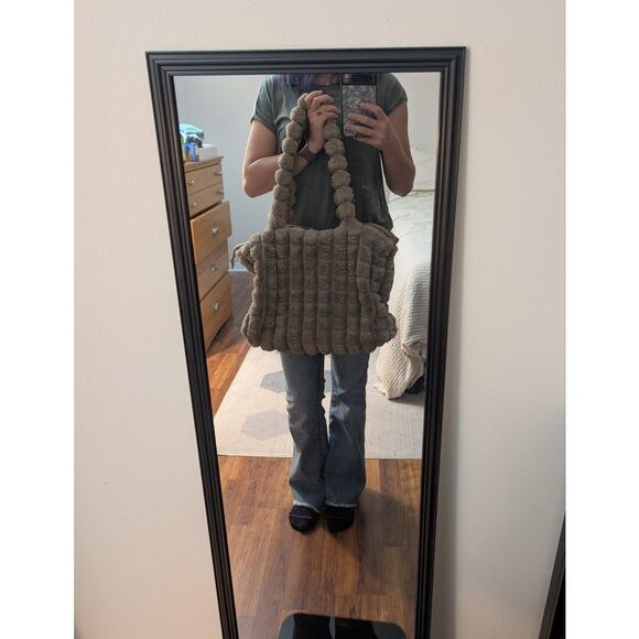 Expressions NYC Large Fluffy Tote Bag - Picture 2 of 5